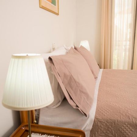 Maisonette With Garden In The Heart Of The Historical Kalamata Center Exteriör bild
